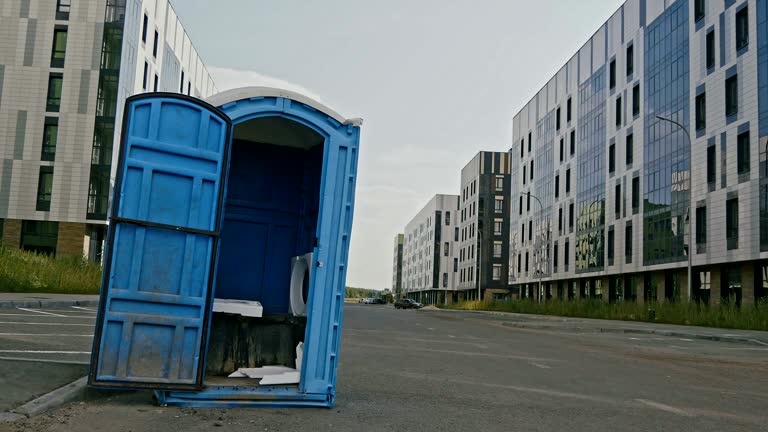 Best Deluxe Portable Toilet Rental  in Stevenson, WA